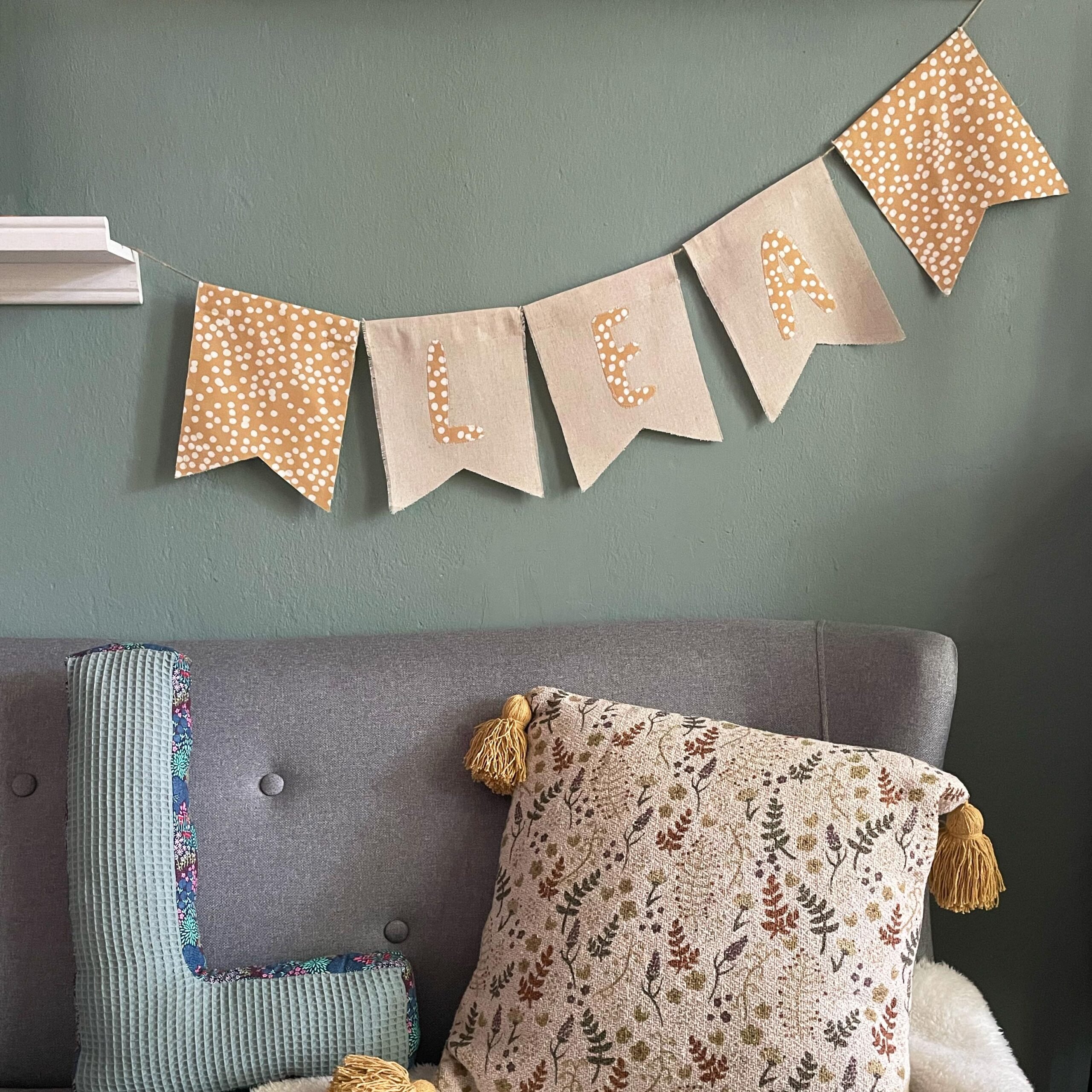 Wimpelkette | Wimpelgirlande mit Buchstaben | Personalisierung | 16 x 20 cm